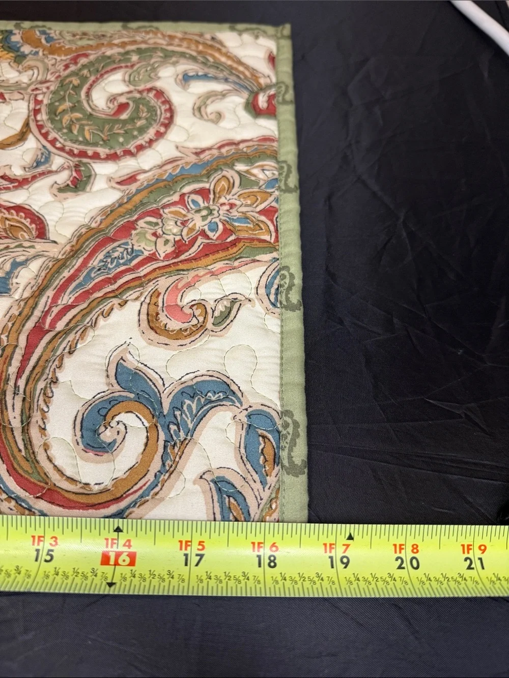 6 Paisley Quilted placements Cream, Green, Red, Blue very pretty vintage